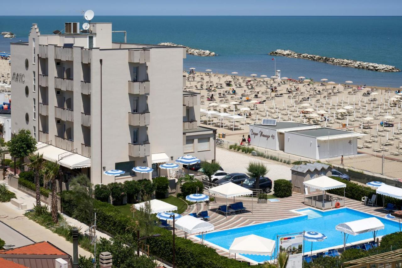 Hotel Atlantic Rimini Kültér fotó