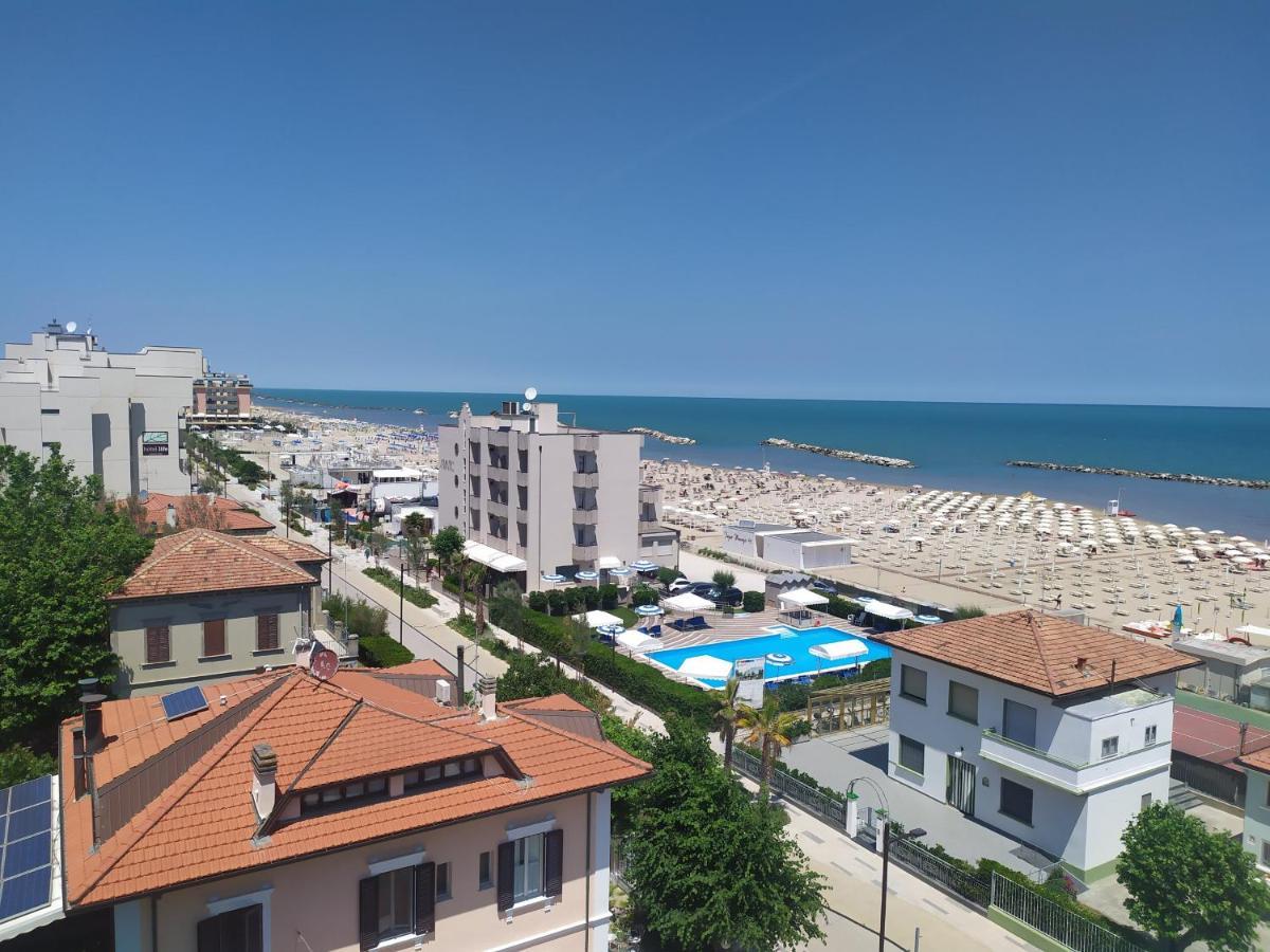 Hotel Atlantic Rimini Kültér fotó